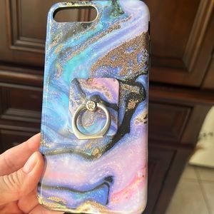 Velvet Caviar iPhone 7 Plus car with grip